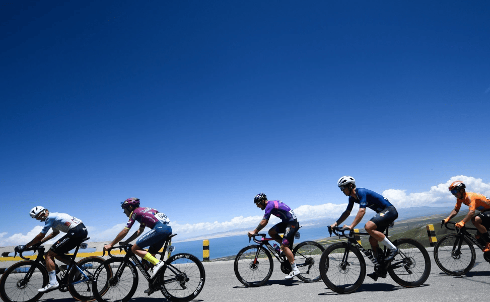 包含静态骑行展,无声的速度与激情的词条 包含静态骑行展,无声的速度与激情的词条