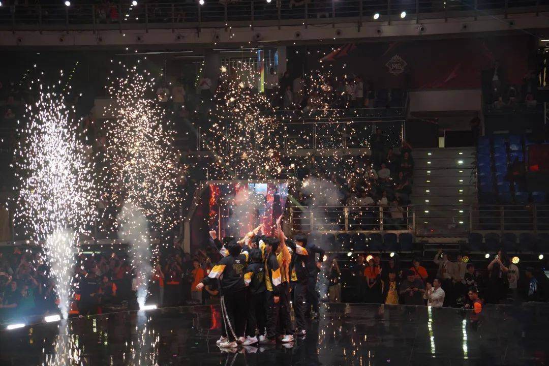 新兴电竞赛事形式不断出现，体验感全面升级的简单介绍